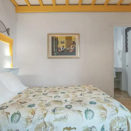 Santa Catalina Aparthotel 3*